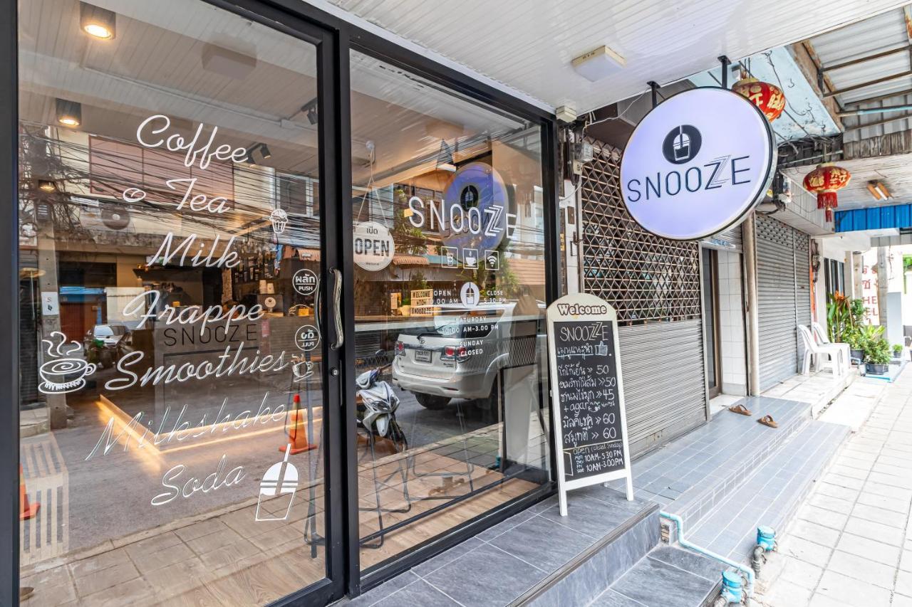 Snoozzze Hostel ใกล้รถไฟฟ้า ย่านบางรัก (Adults Only) Bangkok Dış mekan fotoğraf