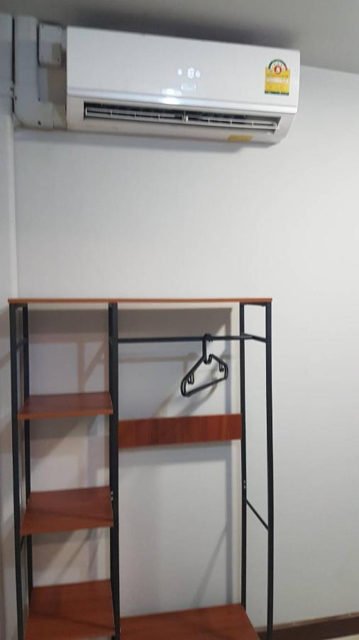 Snoozzze Hostel ใกล้รถไฟฟ้า ย่านบางรัก (Adults Only) Bangkok Dış mekan fotoğraf